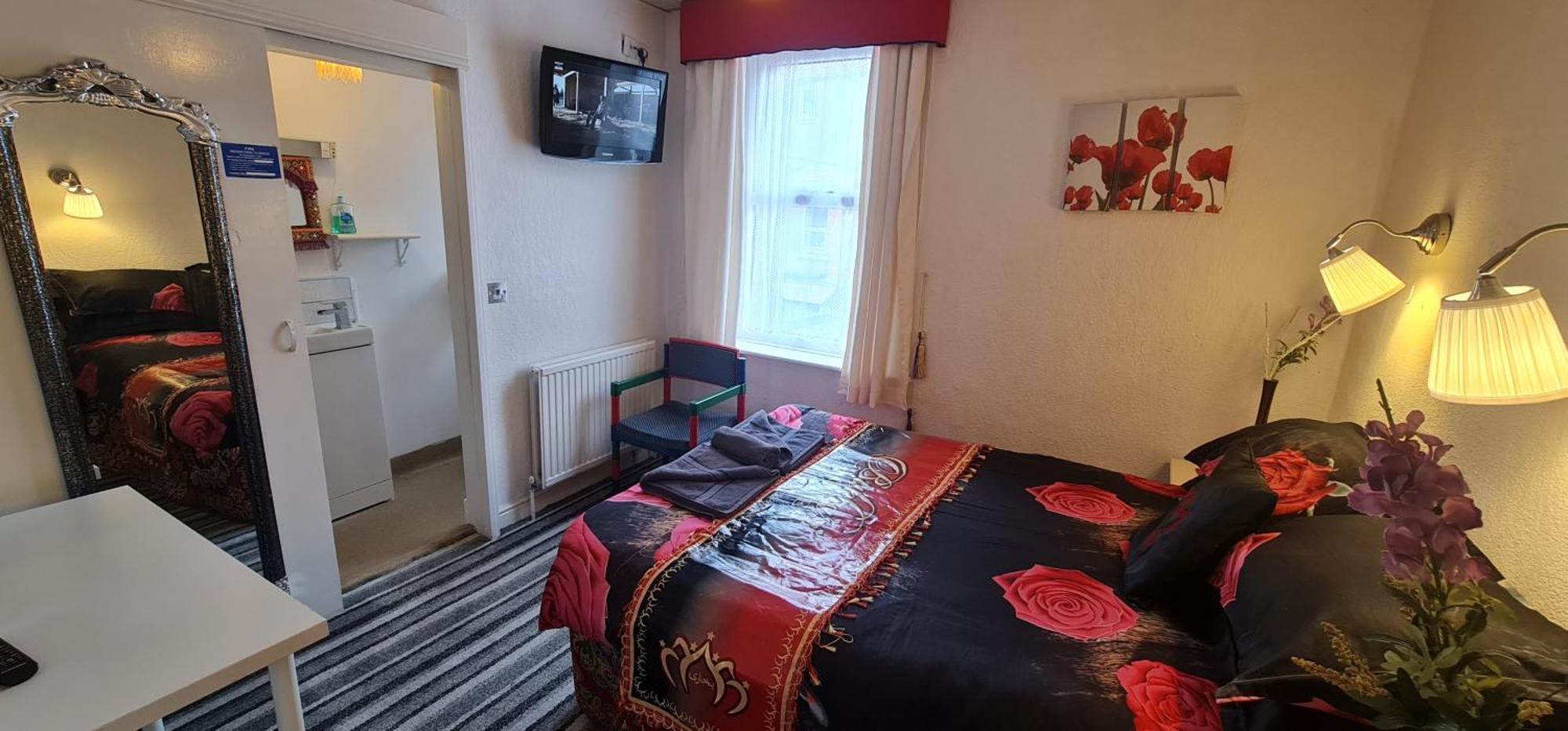 Bukhari Hotel Blackpool Room photo