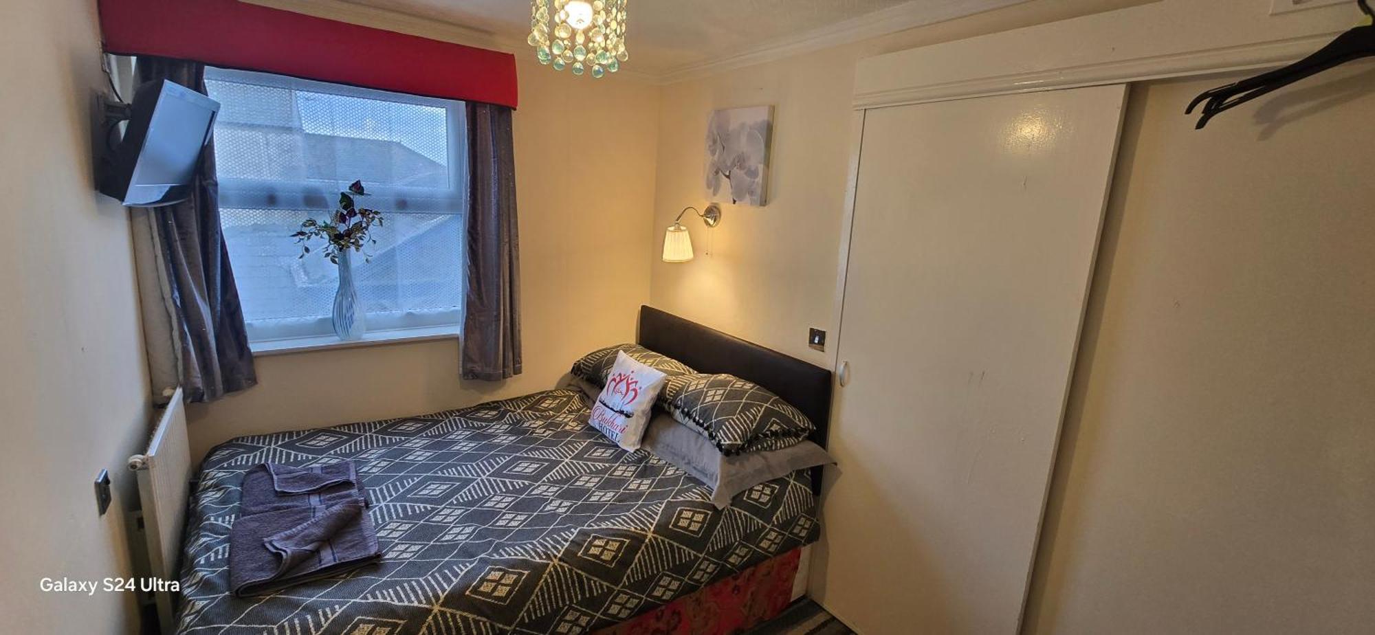 Bukhari Hotel Blackpool Room photo