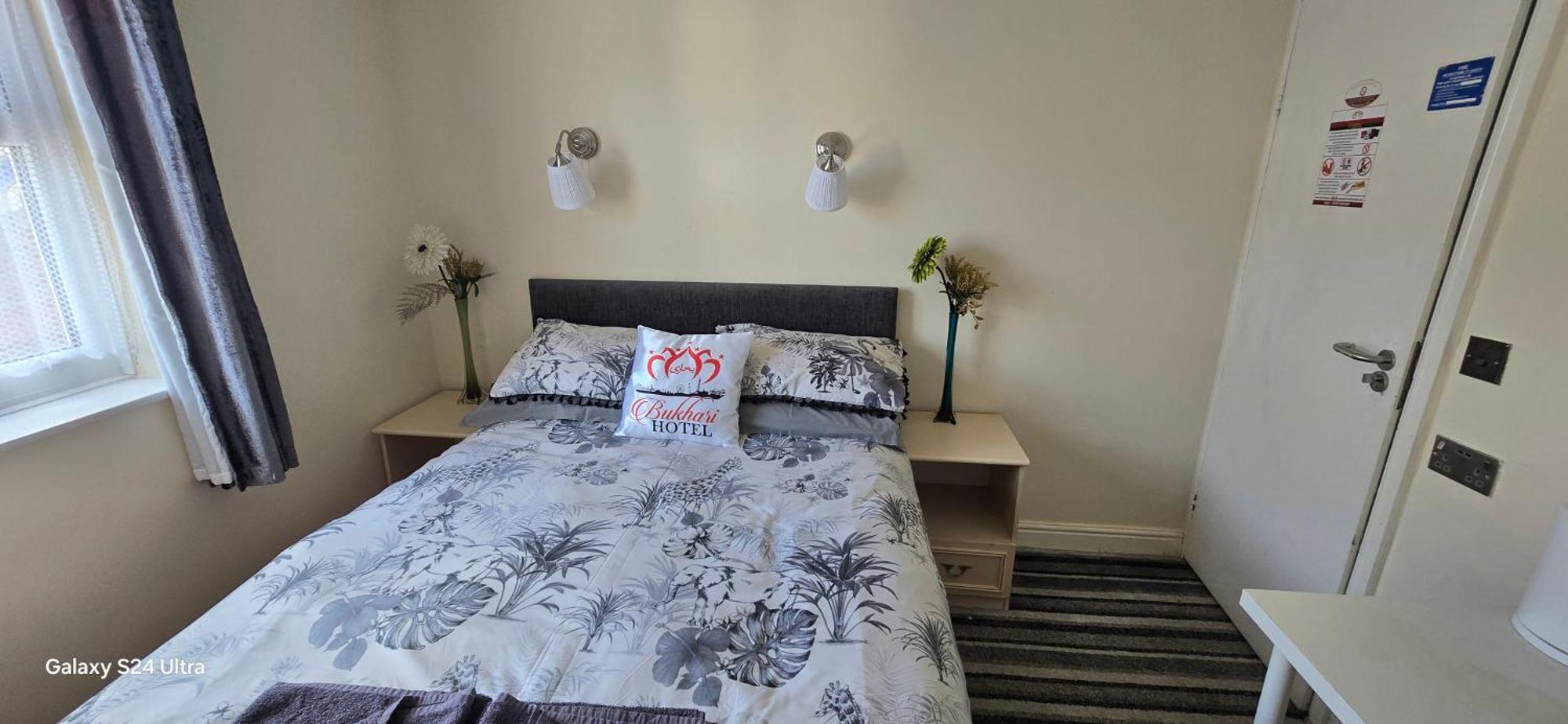 Bukhari Hotel Blackpool Room photo